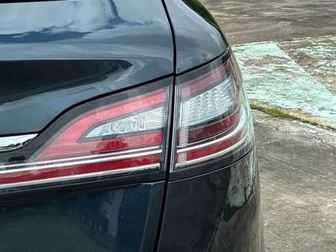 Certified 2023 Lincoln Nautilus Reserve FWD image 14