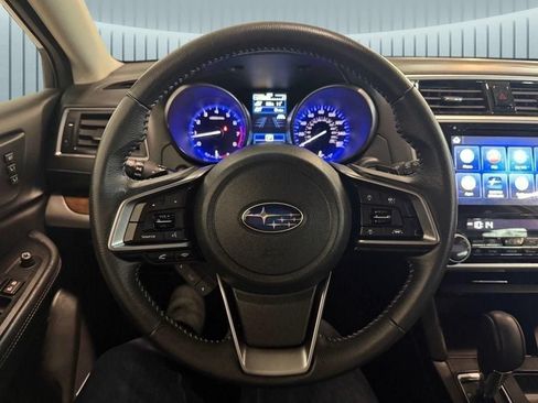 Used 2019 Subaru Outback 3.6R Limited w/ Popular Package #2 AWD/4WD image 10