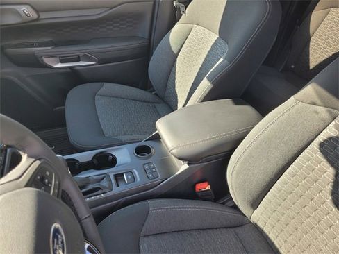 New 2024 Ford Ranger XLT w/ Equipment Group 301A High image 17