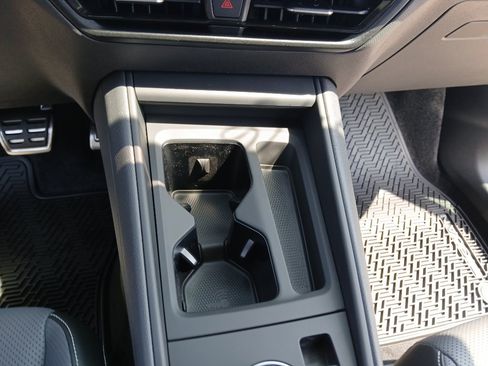 New 2026 Volkswagen Tiguan SE R-Line FWD image 16
