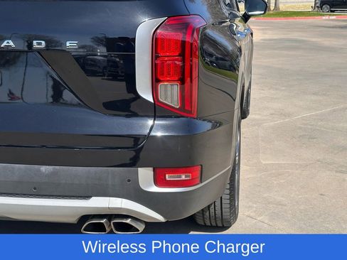 Used 2022 Hyundai Palisade SEL w/ Premium Package image 14