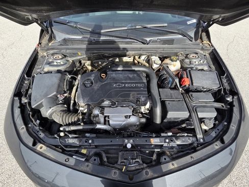 Used 2017 Chevrolet Malibu LT w/ Leather Package image 30