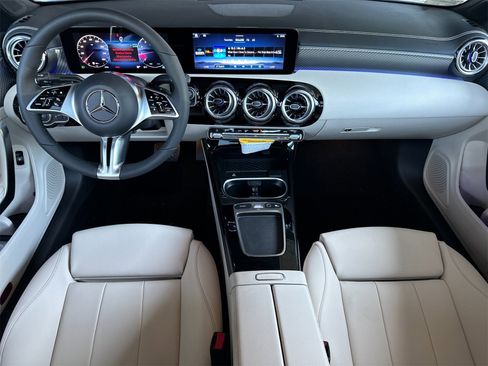 New 2025 Mercedes-Benz CLA 250 4MATIC image 14
