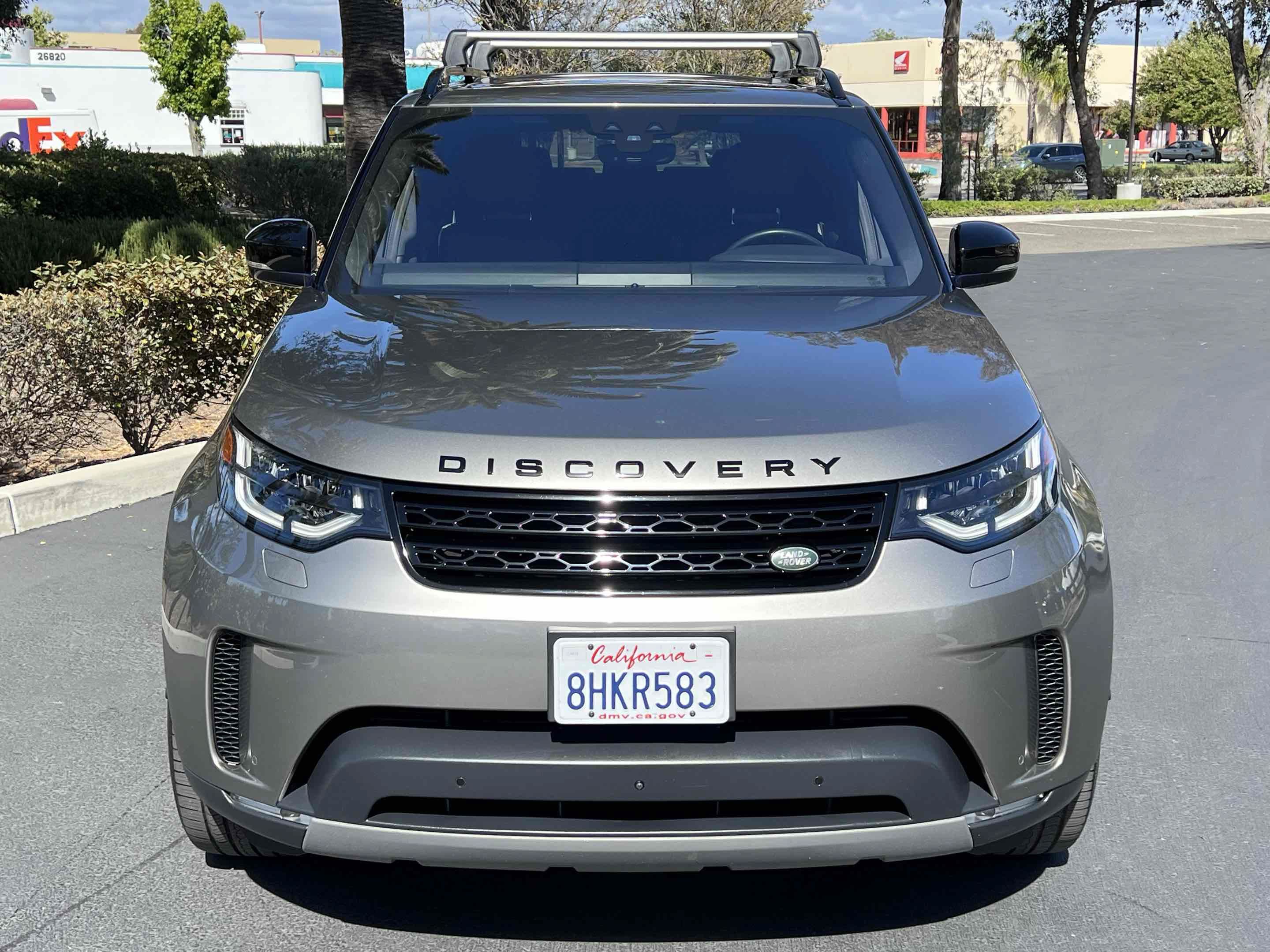 Used 2018 Land Rover Discovery HSE AWD/4WD image 16