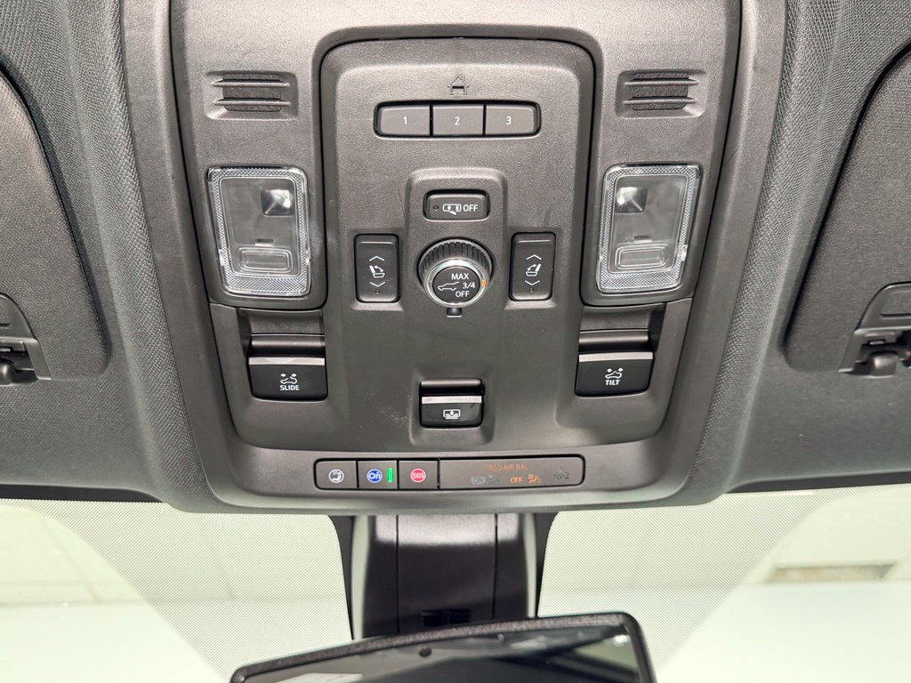 Used 2021 Chevrolet Tahoe RST w/ Luxury Package AWD/4WD image 13