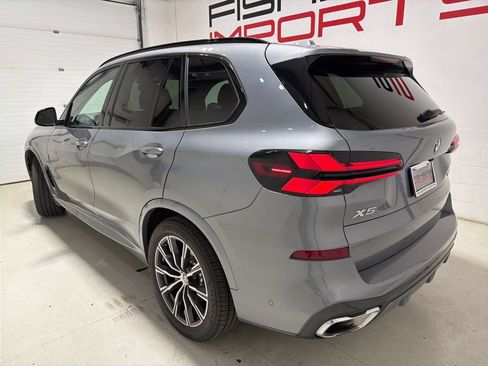 Used 2024 BMW X5 xDrive40i w/ M Sport Package AWD/4WD image 5