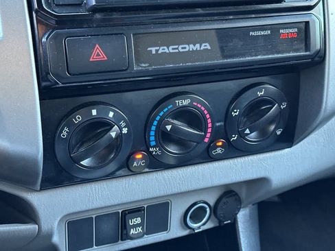 Used 2015 Toyota Tacoma PreRunner w/ TRD Sport Package RWD image 22