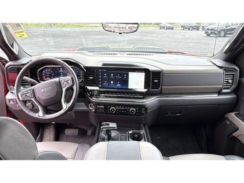 Used 2025 Chevrolet Silverado 1500 ZR2 w/ Technology Package AWD/4WD image 32