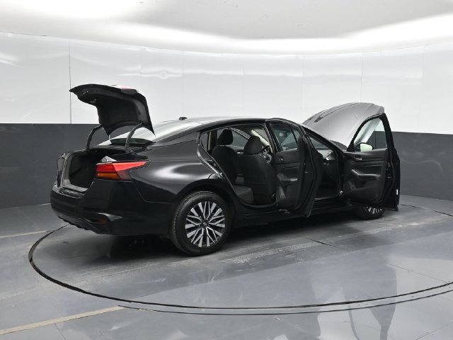 Used 2024 Nissan Altima 2.5 SV AWD/4WD image 63