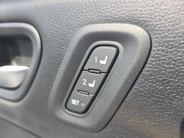 Used 2025 Honda Pilot Touring image 28