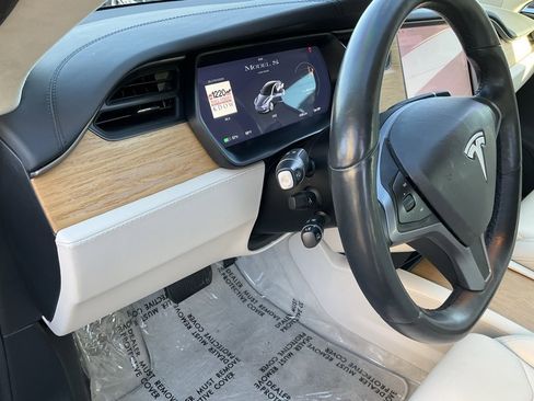 Used 2019 Tesla Model S Long Range image 19