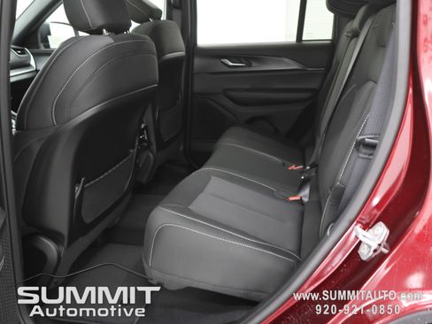 New 2026 Jeep Grand Cherokee Laredo X image 35