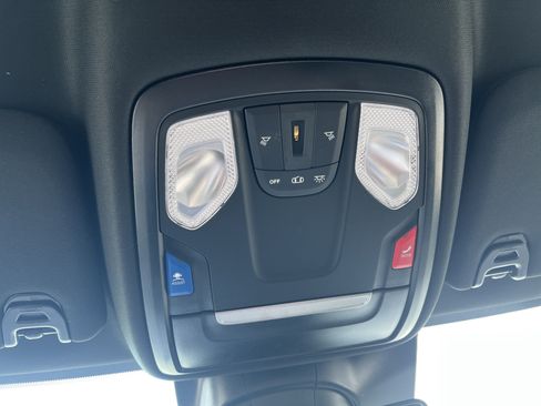 Used 2026 RAM 2500 Big Horn AWD/4WD image 17