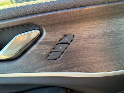New 2026 Jeep Grand Cherokee Limited w/ Limited Altitude Package RWD image 31