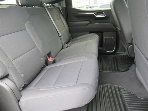 Certified 2025 Chevrolet Silverado 1500 LT image 31