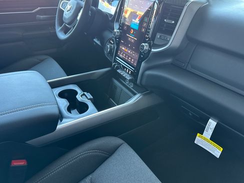 New 2026 RAM 1500 4x4 Crew Cab image 14