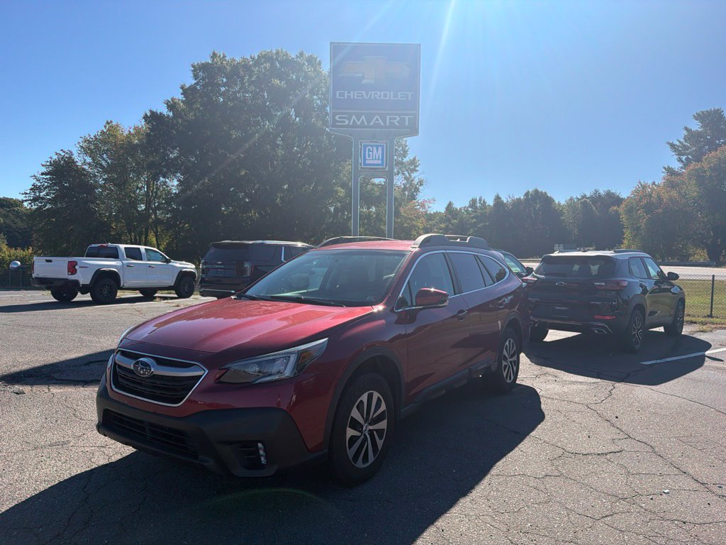 Used 2022 Subaru Outback Premium AWD/4WD image 1