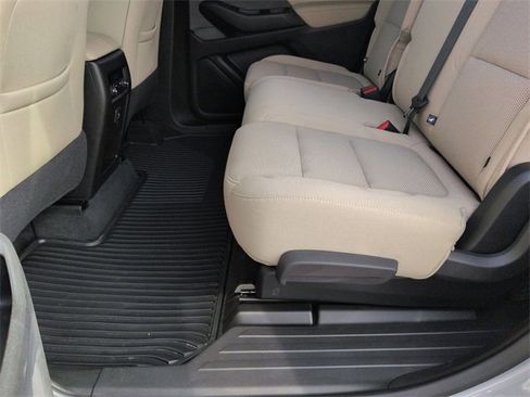 Certified 2023 Chevrolet Traverse LS image 22