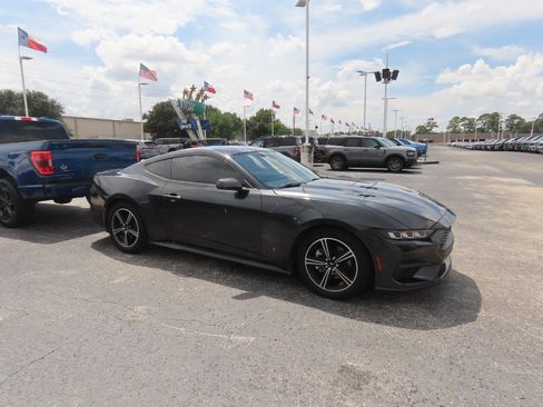 Certified 2024 Ford Mustang Premium RWD image 7