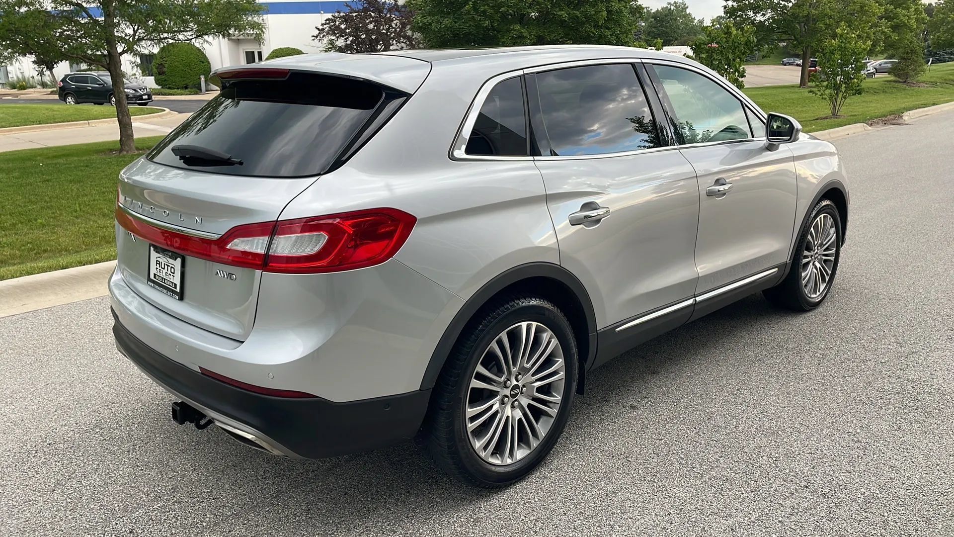 Used 2018 Lincoln MKX Reserve AWD/4WD image 5