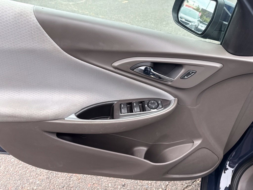 Used 2025 Chevrolet Malibu LT FWD image 21