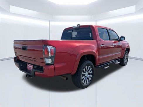 Used 2020 Toyota Tacoma Limited image 4