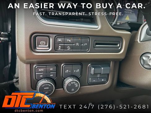 Used 2021 Chevrolet Suburban Z71 w/ Z71 Off-Road Package AWD/4WD image 12