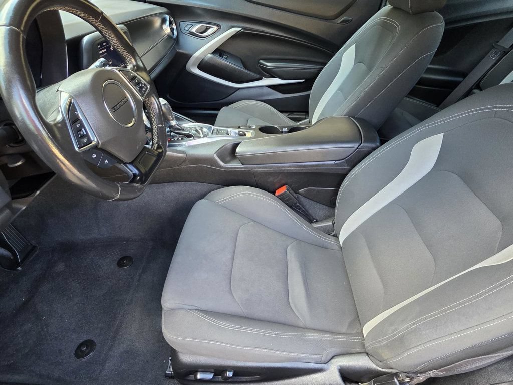 Used 2023 Chevrolet Camaro LT RWD image 6