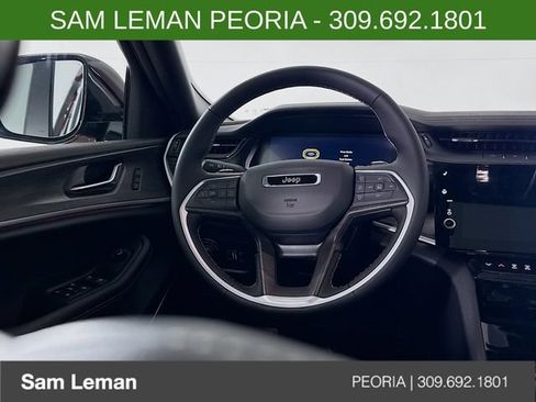 New 2026 Jeep Grand Cherokee Limited w/ Limited Altitude Package AWD/4WD image 11