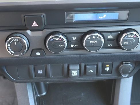 Certified 2023 Toyota Tacoma TRD Sport image 15