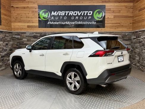 Used 2019 Toyota RAV4 Limited AWD/4WD image 5