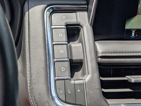 Used 2023 Chevrolet Tahoe LT w/ Luxury Package RWD image 27
