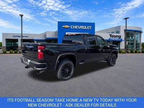 New 2026 Chevrolet Silverado 2500 Custom w/ Custom Value Package AWD/4WD image 7