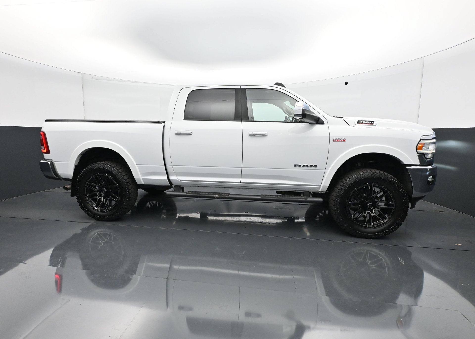 Used 2022 RAM 2500 Laramie AWD/4WD image 8