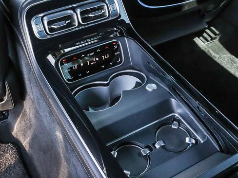 Used 2022 Mercedes-Benz Maybach S 580 4MATIC image 34