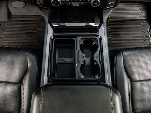 Used 2023 Ford F250 Lariat image 28