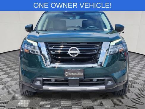 Used 2023 Nissan Pathfinder Platinum FWD image 2