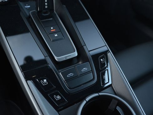 Certified 2022 Porsche 911 Targa 4S image 27