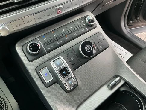 Used 2020 Hyundai Palisade SE image 19