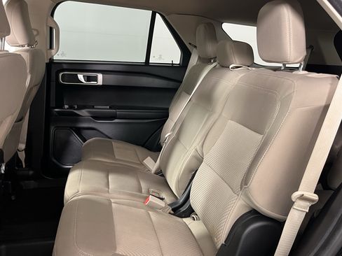 Used 2023 Ford Explorer 4WD image 14