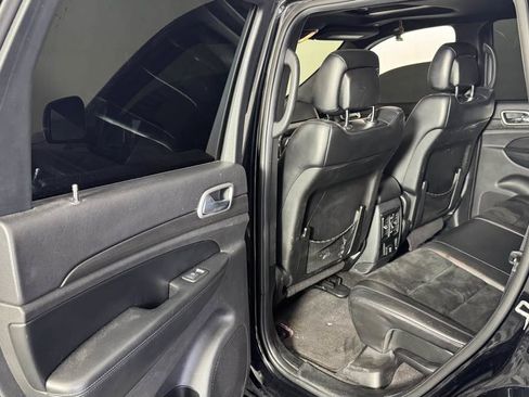 Used 2018 Jeep Grand Cherokee Altitude AWD/4WD image 25
