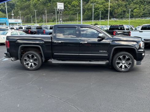 Used 2016 GMC Sierra 1500 Denali w/ Denali Ultimate Package AWD/4WD image 5