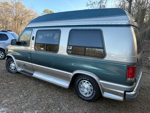 Used 1995 Ford E-150 and Econoline 150 image 3