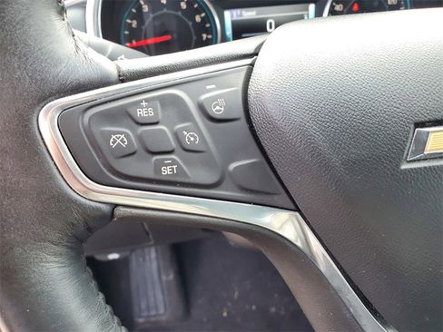 Used 2017 Chevrolet Malibu Premier image 16