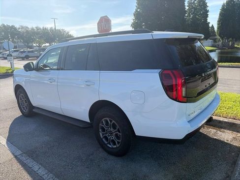 Used 2025 Ford Expedition Active RWD image 7