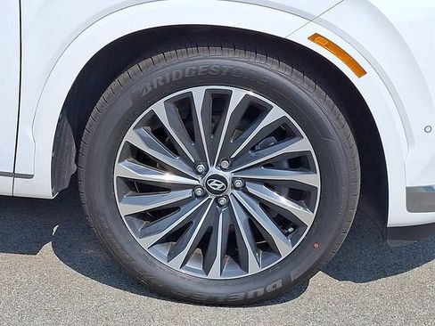 Certified 2024 Hyundai Palisade Calligraphy AWD/4WD image 8