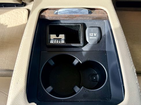 Used 2012 Mercedes-Benz CLS 550 image 23