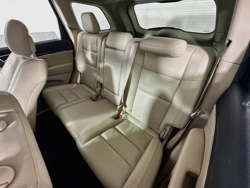 Used 2019 Jeep Grand Cherokee Limited AWD/4WD image 23