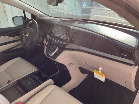 New 2026 Honda Odyssey EX-L image 24