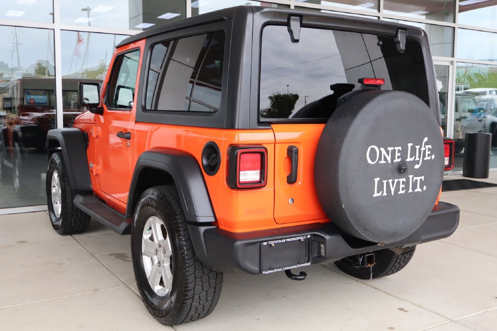 Used 2020 Jeep Wrangler Sport AWD/4WD image 6